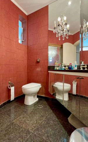 Apartamento à venda com 360m², 3 quartos e 2 vagas Apartamento à venda com 360m², 3 quartos e 2 vagasLavabo