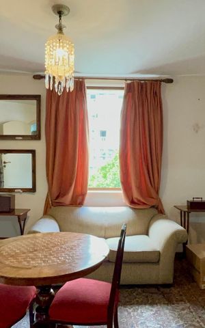 Apartamento à venda com 360m², 3 quartos e 2 vagas Apartamento à venda com 360m², 3 quartos e 2 vagasSuíte 2