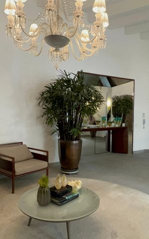 Apartamento à venda com 360m², 3 quartos e 2 vagas Apartamento à venda com 360m², 3 quartos e 2 vagasÁrea comum