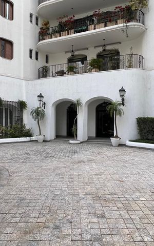Apartamento à venda com 360m², 3 quartos e 2 vagas Apartamento à venda com 360m², 3 quartos e 2 vagasEntrada