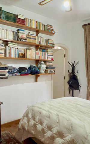 Apartamento à venda com 360m², 3 quartos e 2 vagas Apartamento à venda com 360m², 3 quartos e 2 vagasSuíte 1