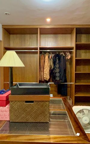 Apartamento à venda com 360m², 3 quartos e 2 vagas Apartamento à venda com 360m², 3 quartos e 2 vagasCloset da suíte 2