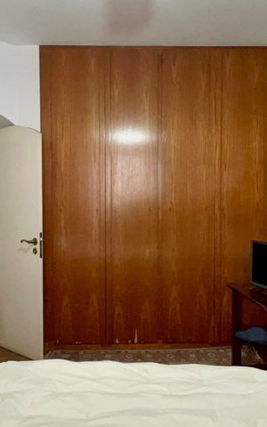 Apartamento à venda com 360m², 3 quartos e 2 vagas Apartamento à venda com 360m², 3 quartos e 2 vagasSuíte 1