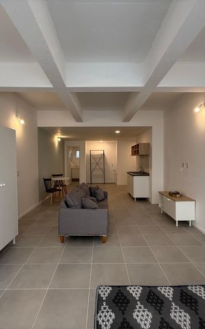 Studio para alugar com 49m², 1 quarto e sem vaga Studio para alugar com 49m², 1 quarto e sem vagaStudio