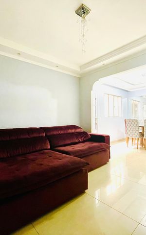 Casa de condomínio para alugar com 150m², 2 quartos e 2 vagasSala
