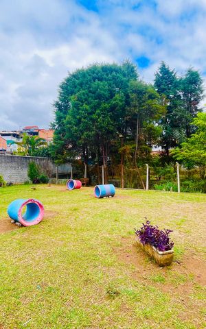 Casa de condomínio para alugar com 150m², 2 quartos e 2 vagasEspaço pet