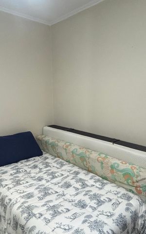 Casa à venda com 200m², 3 quartos e 2 vagas Casa à venda com 200m², 3 quartos e 2 vagasQuarto 2