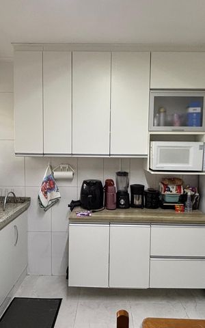 Casa à venda com 200m², 3 quartos e 2 vagas Casa à venda com 200m², 3 quartos e 2 vagasCozinha