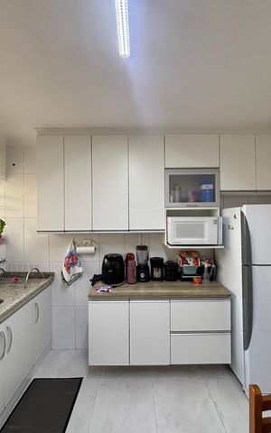 Casa à venda com 200m², 3 quartos e 2 vagas Casa à venda com 200m², 3 quartos e 2 vagasCozinha