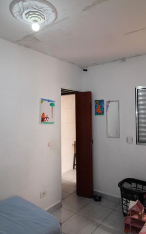 Casa à venda com 251m², 5 quartos e 1 vagaQuarto 1