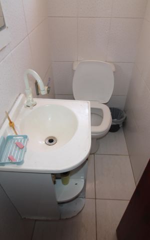 Casa à venda com 251m², 5 quartos e 1 vagaLavabo