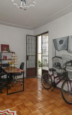 Apartamento à venda com 130m², 3 quartos e sem vagaEscritório