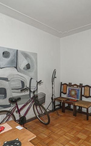 Apartamento à venda com 130m², 3 quartos e sem vagaEscritório