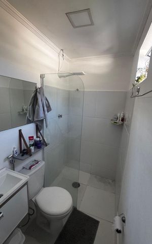 Casa à venda com 300m², 6 quartos e 4 vagas Casa à venda com 300m², 6 quartos e 4 vagasBanheiro da Suíte 2