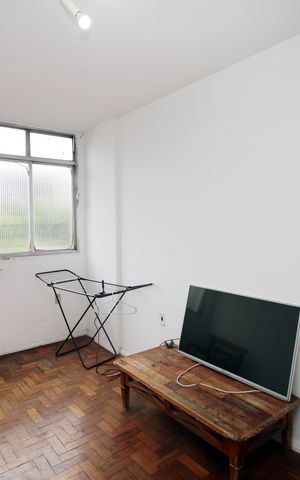 Apartamento à venda com 55m², 2 quartos e sem vagaSala