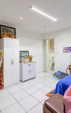 Casa à venda com 200m², 4 quartos e 2 vagas Casa à venda com 200m², 4 quartos e 2 vagasSuíte 2
