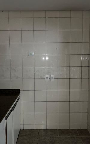 Casa à venda com 198m², 2 quartos e 4 vagas Casa à venda com 198m², 2 quartos e 4 vagasCozinha