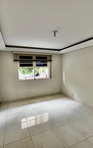 Casa à venda com 198m², 2 quartos e 4 vagas Casa à venda com 198m², 2 quartos e 4 vagasQuarto 2
