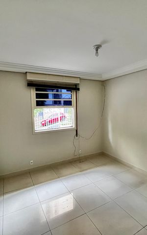 Casa à venda com 198m², 2 quartos e 4 vagas Casa à venda com 198m², 2 quartos e 4 vagasQuarto 1