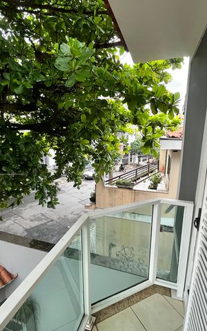 Casa para alugar com 200m², 3 quartos e 6 vagas Casa para alugar com 200m², 3 quartos e 6 vagasVaranda da Suíte