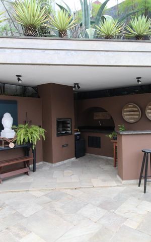 Casa de condomínio para alugar com 450m², 4 quartos e 6 vagasÁrea Externa