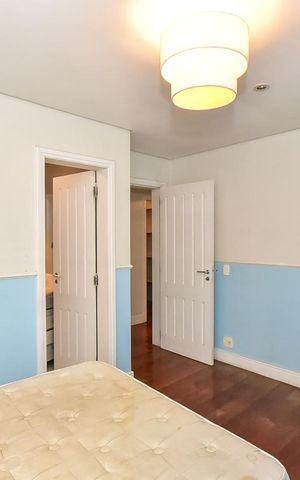 Casa à venda com 271m², 3 quartos e 4 vagasSuíte 2