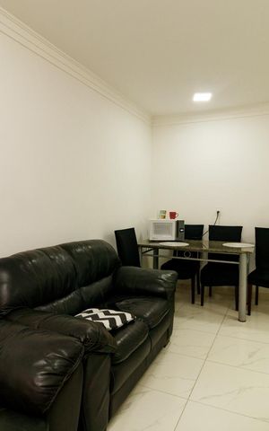 Apartamento à venda com 57m², 2 quartos e sem vaga Apartamento à venda com 57m², 2 quartos e sem vagaSala