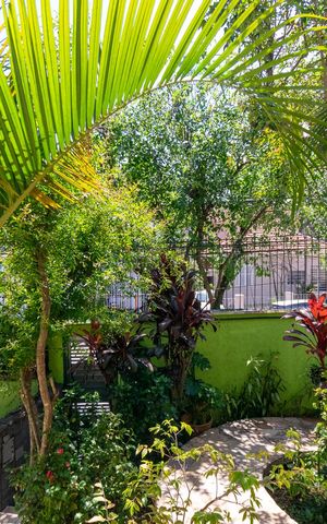 Casa à venda com 359m², 3 quartos e 2 vagas Casa à venda com 359m², 3 quartos e 2 vagasVista da Suíte 1