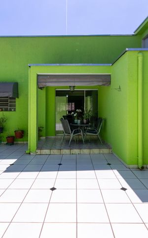 Casa à venda com 359m², 3 quartos e 2 vagas Casa à venda com 359m², 3 quartos e 2 vagasQuintal