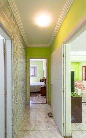 Casa à venda com 359m², 3 quartos e 2 vagas Casa à venda com 359m², 3 quartos e 2 vagasCorredor