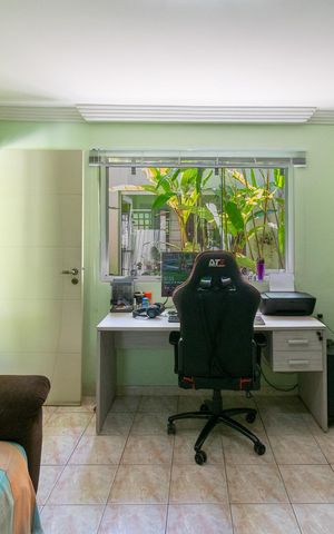 Casa à venda com 359m², 3 quartos e 2 vagas Casa à venda com 359m², 3 quartos e 2 vagasSuíte 2