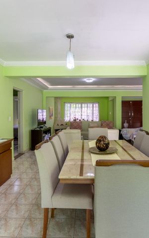Casa à venda com 359m², 3 quartos e 2 vagas Casa à venda com 359m², 3 quartos e 2 vagasSala de Jantar