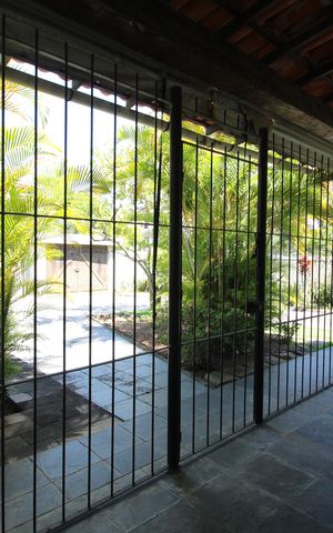 Casa de condomínio à venda com 870m², 4 quartos e 7 vagasCasa 1 - Varanda