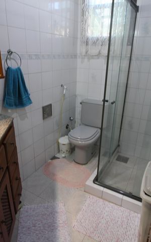 Casa de condomínio à venda com 870m², 4 quartos e 7 vagasCasa 2 - Banheiro Social 2