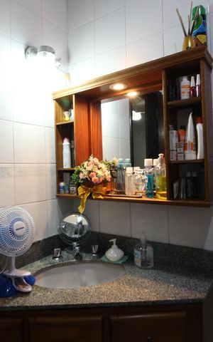 Casa de condomínio à venda com 870m², 4 quartos e 7 vagasCasa 2 - Banheiro Social 2