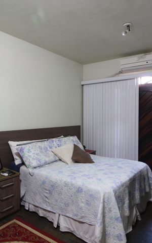 Casa de condomínio à venda com 870m², 4 quartos e 7 vagasCasa 2 - Quarto 2