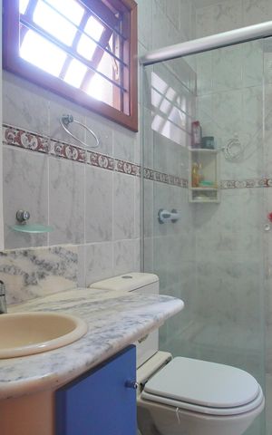 Casa à venda com 93m², 3 quartos e 1 vagaBanheiro Social