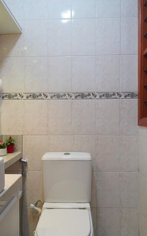 Casa à venda com 93m², 3 quartos e 1 vagaLavabo