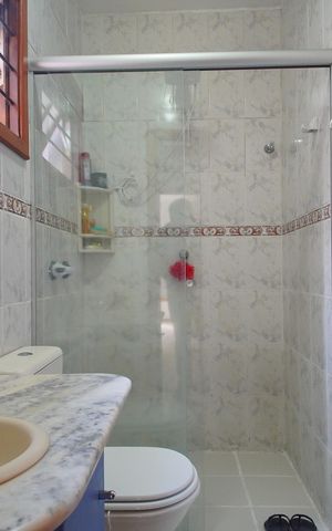 Casa à venda com 93m², 3 quartos e 1 vagaBanheiro Social