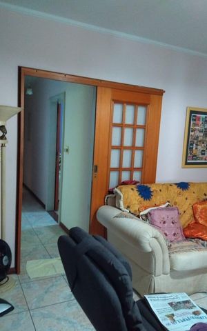 Casa de condomínio à venda com 178m², 3 quartos e 3 vagas