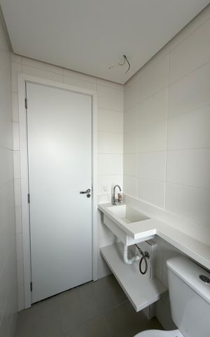 Apartamento à venda com 48m², 2 quartos e 1 vagaBanheiro Social