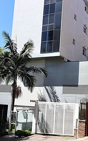 Apartamento à venda com 69m², 2 quartos e 2 vagasFachada do Prédio