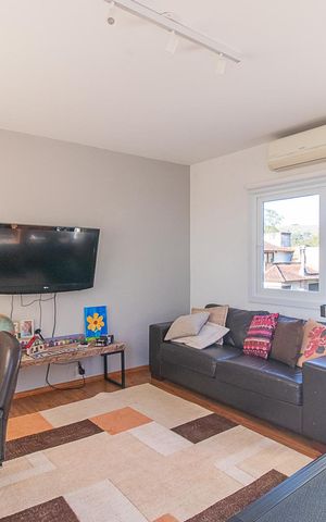 Casa à venda com 230m², 3 quartos e 2 vagasSala 2
