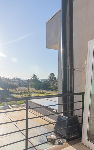 Casa à venda com 230m², 3 quartos e 2 vagasVaranda do Quarto 1