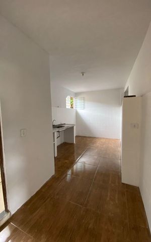 Casa à venda com 800m², 4 quartos e 9 vagas Casa à venda com 800m², 4 quartos e 9 vagasCozinha