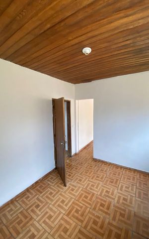 Casa à venda com 800m², 4 quartos e 9 vagas Casa à venda com 800m², 4 quartos e 9 vagasQuarto 2