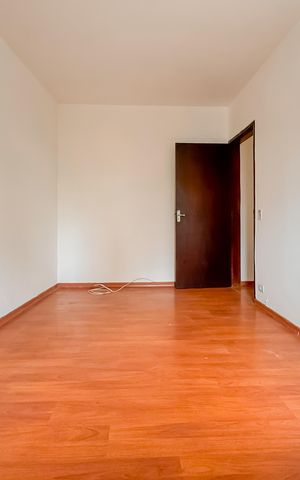 Casa à venda com 194m², 3 quartos e 2 vagas Casa à venda com 194m², 3 quartos e 2 vagasQuarto 2