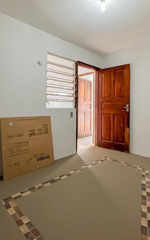 Casa à venda com 194m², 3 quartos e 2 vagas Casa à venda com 194m², 3 quartos e 2 vagasQuarto de Serviço