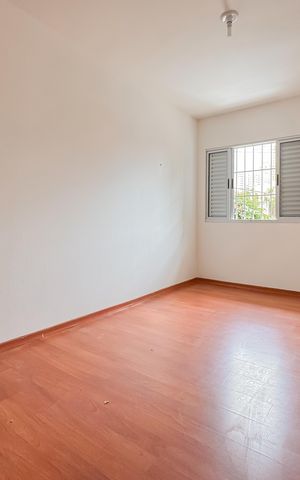 Casa à venda com 194m², 3 quartos e 2 vagas Casa à venda com 194m², 3 quartos e 2 vagasQuarto 2