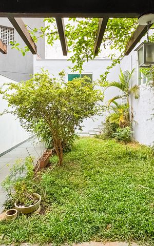Casa à venda com 194m², 3 quartos e 2 vagas Casa à venda com 194m², 3 quartos e 2 vagasJardim